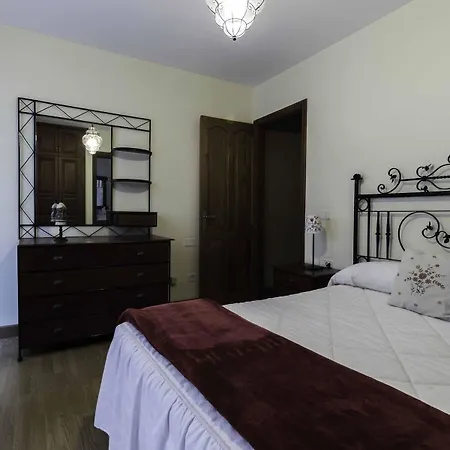 With 2 Bedrooms In Icod De Vinos, With Wonderful Sea Vie * Icod De Los Vinos